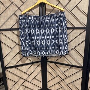 Athleta Navy & White Ikat-Print Mini Skort - w/ biker shorts underneath - XL